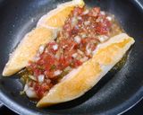 簡単！銀鮭のチーズトマト煮　作り方5写真
