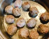 材料３つ 簡単　パプリカ肉詰めハンバーグ作り方8写真