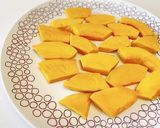 ハロウィンにかぼちゃの鶏そぼろ入り巾着作り方1写真
