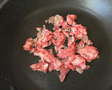 牛肉と野沢菜漬けのバター炒め作り方2写真