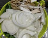 具材たっぷり煮込みラーメン作り方1写真