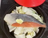簡単ヘルシー！あったかタジンの石狩鍋作り方1写真