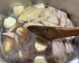 手羽先と里芋の煮物作り方4写真