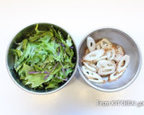 赤水菜とちくわのピリ辛白和え作り方1写真