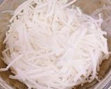 歯触り抜群!皮ごと大根とハムの酢の物作り方1写真