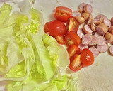 ふわとろ・レタスとトマトの卵とじ作り方1写真
