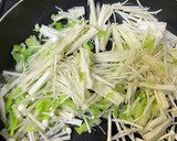 簡単、厚揚げのエノキと長ネギのポン酢炒め作り方4写真