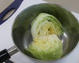 さば水煮缶とキャベツの煮物作り方1写真