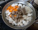 出汁香るギトギトで具沢山な白モツの煮込み作り方6写真