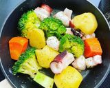 簡単ヘルシー！野菜とタコのアヒージョ作り方6写真
