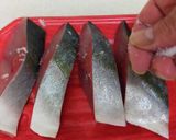 ぶりテリ=醤油2:酒2:みりん2:砂糖1作り方1写真