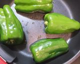 簡単！めちゃうま♪丸ごとピーマン焼き♪作り方2写真