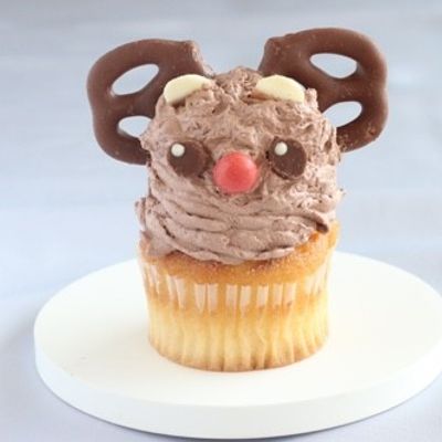 クリスマス♡サンタとトナカイカップケーキ by ♪♪maron