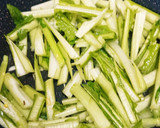 かぶの葉のエビマヨ炒め作り方6写真