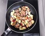 林檎とコロコロチキンのハチミツ煮作り方6写真
