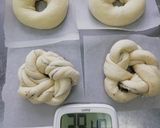 基本のベーグルと変形黒摺りゴマのベーグル作り方12写真