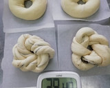 基本のベーグルと変形黒摺りゴマのベーグル作り方12写真