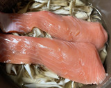 鮭と舞茸の炊き込みご飯、韓国海苔添え作り方3写真