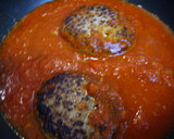 完熟トマトの煮込みハンバーグ作り方3写真