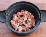 さつまいもとれんこんのゴマドレひき肉和え作り方3写真