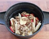 さつまいもとれんこんのゴマドレひき肉和え作り方4写真