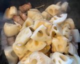 シャキシャキれんこんと豚バラ肉の炒め煮作り方3写真