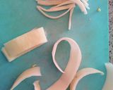 大根の皮でキンピラ！作り方1写真
