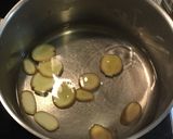 海鮮と春菊のココナッツトマトスープ作り方2写真