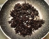 ご飯のお供♡カリカリ梅の実ひじき作り方2写真