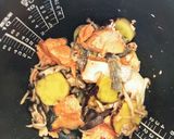 簡単絶品！鮭さつまいもきのこの塩バター煮作り方5写真