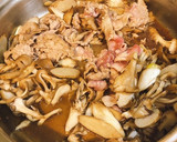 豚肉と舞茸とゴボウの生姜炒め作り方4写真