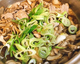 豚肉と舞茸とゴボウの生姜炒め作り方5写真