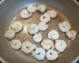 簡単！えびと春菊のペペロンチーノソテー作り方2写真