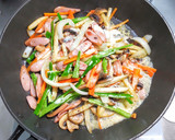 ソーセージと野菜の辛子マヨネーズ炒め作り方3写真