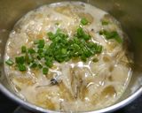 簡単！キャベツの芯と卵のお味噌汁作り方4写真