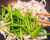 THE中華☆豚肉とニンニクの芽の胡椒炒め作り方7写真