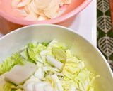 家族で食べる簡単スンドゥブチゲ風スープ作り方1写真