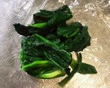 ねり胡麻で濃厚！ほうれん草とゆで卵サラダ作り方1写真