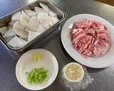 大根と豚バラのエスニック風炒め煮作り方1写真