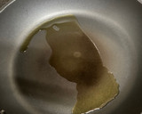 豚こま肉と春菊のオイスター炒め作り方4写真