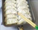 大阪王将の冷凍餃子を玉子焼き器でキレイに作り方7写真