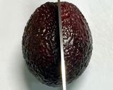 巣ごもりアボカドの一味唐辛子がけ作り方3写真