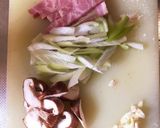 ベーコン長ネギきのこ☆バター醤油パスタ☆作り方1写真