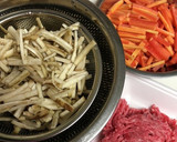 ごぼうとひき肉の炒め煮作り方1写真