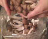 【ジッパー袋で保存！】冷凍塩麴きのこ作り方3写真