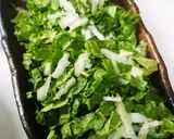 白菜のサラダ 燻製チーズとしらすで！作り方1写真