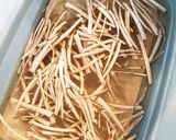 色々根菜と鶏むね肉のきんぴら作り方1写真