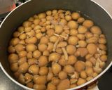 なめことワカメの味噌汁作り方1写真