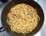 イカの塩辛と冷凍フライドポテトのパスタ作り方6写真