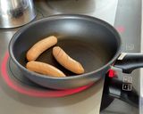 簡単★ソーセージとパン作り方1写真